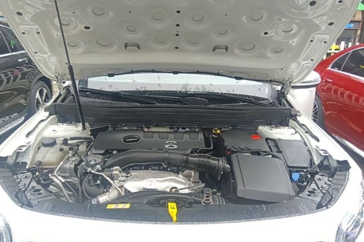 Used Mercedes-Benz GLB 2022 GLB 220 Dynamic Edition Engine Bay