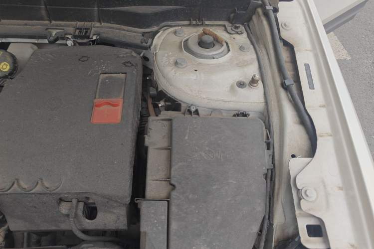 Used Mercedes-Benz GLB 2022 Second Facelift GLB 200 Dynamic Edition Engine Bay Left