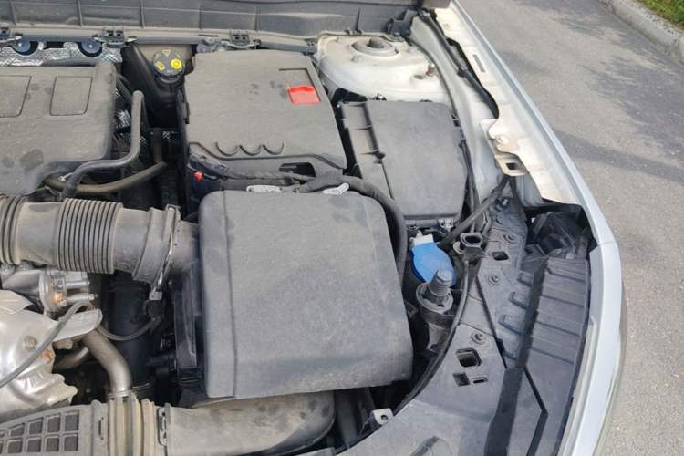 Used Mercedes-Benz GLB 2022 GLB 220 Dynamic Edition Engine Bay Left