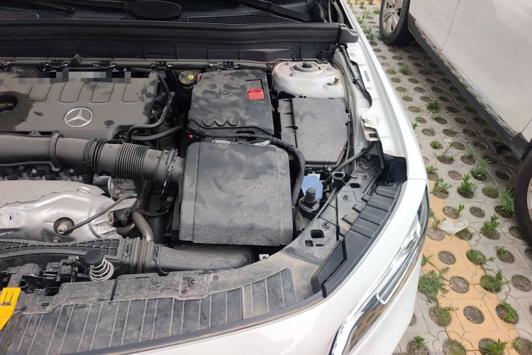 Used Mercedes-Benz GLB 2022 GLB 220 Fashion Model Engine Bay Left