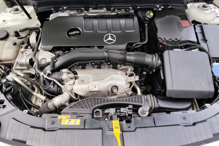 Used Mercedes-Benz GLB 2022 GLB 220 Fashion Model Engine Bay