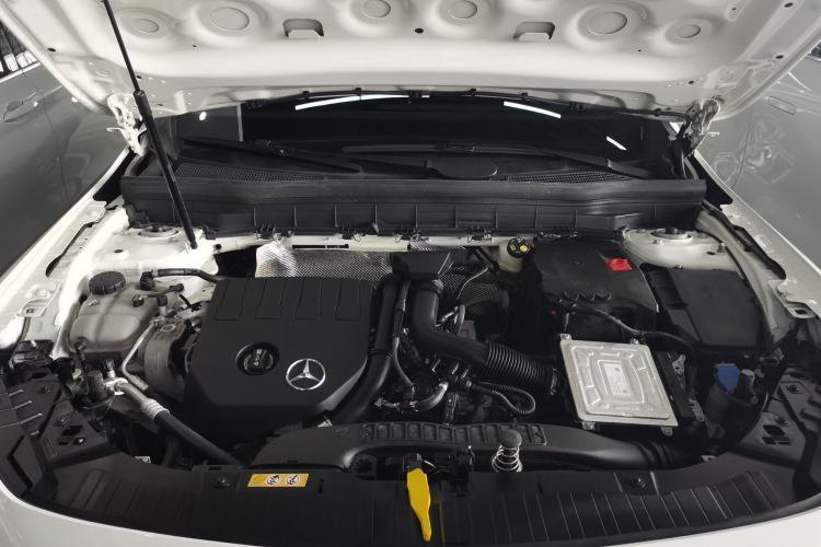 Used Mercedes-Benz GLB 2022 Refresh GLB 200 Dynamic Edition Engine Bay