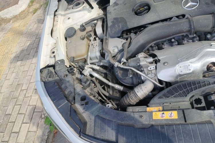 Used Mercedes-Benz GLB 2022 GLB 220 Dynamic Edition Engine Bay Right