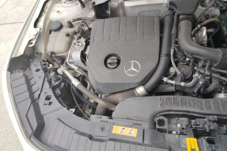 Used Mercedes-Benz GLB 2022 Updated GLB 200 Fashion Edition Engine Bay Right