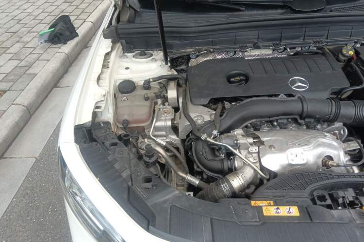 Used Mercedes-Benz GLB 2022 GLB 220 Fashion Model Engine Bay Right