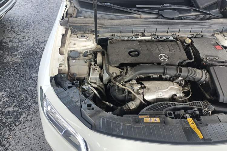Used Mercedes-Benz GLB 2022 GLB 220 Dynamic Edition Engine Bay Right