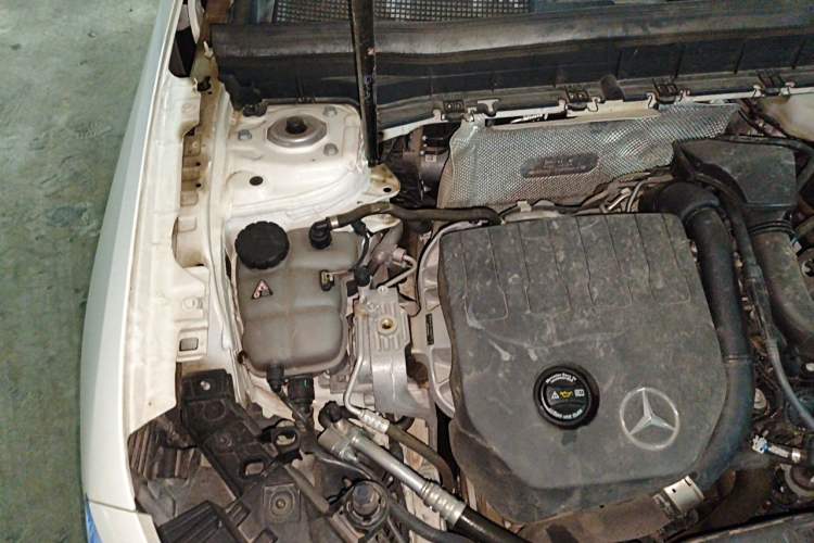 Used Mercedes-Benz GLB 2022 Updated GLB 200 Fashion Edition Engine Bay Right