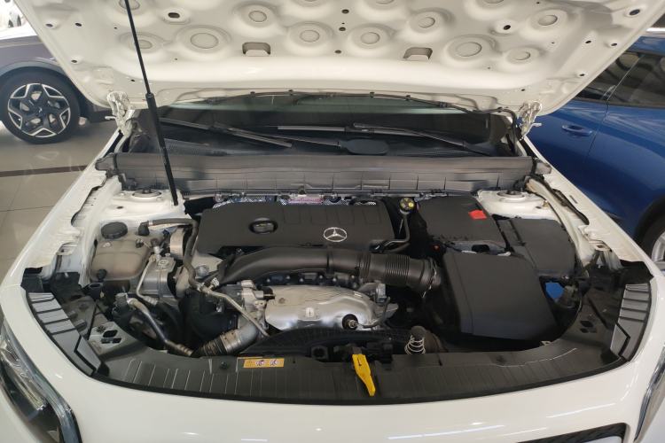 Used Mercedes-Benz GLB 2022 GLB 220 Fashion Model Engine Bay