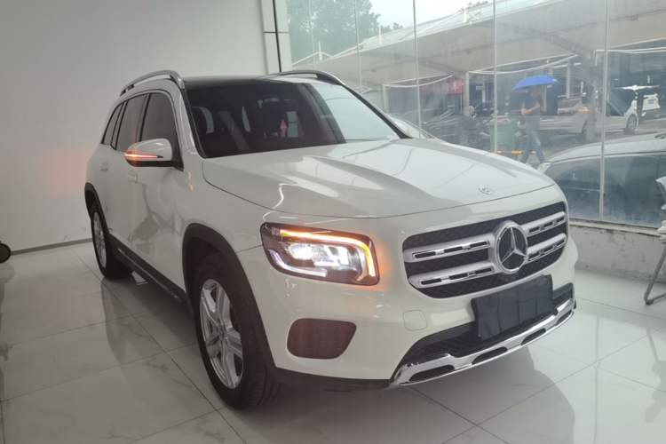 Used Mercedes-Benz GLB 2022 Second Facelift GLB 200 Dynamic Edition Exterior 1