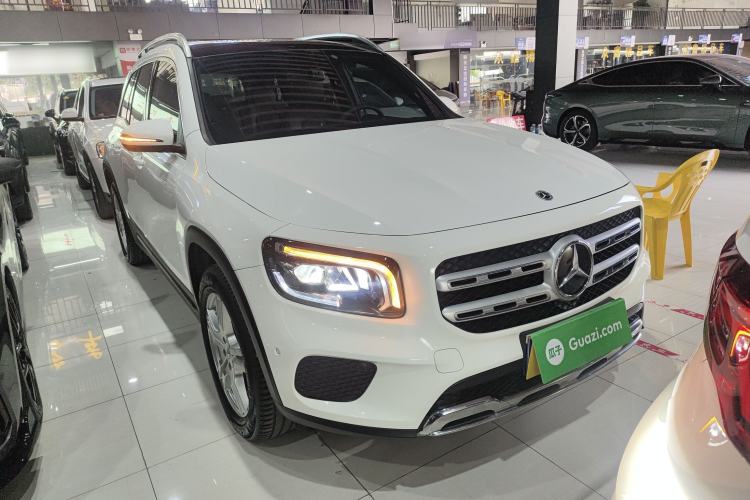 Used Mercedes-Benz GLB 2022 Second Facelift GLB 200 Fashion Edition Exterior 1