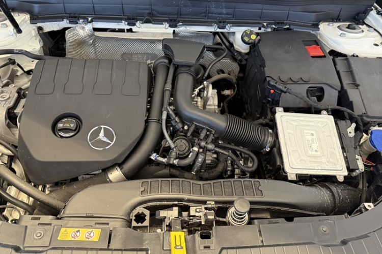 Used Mercedes-Benz GLB 2022 Updated GLB 200 Fashion Edition Exterior 14