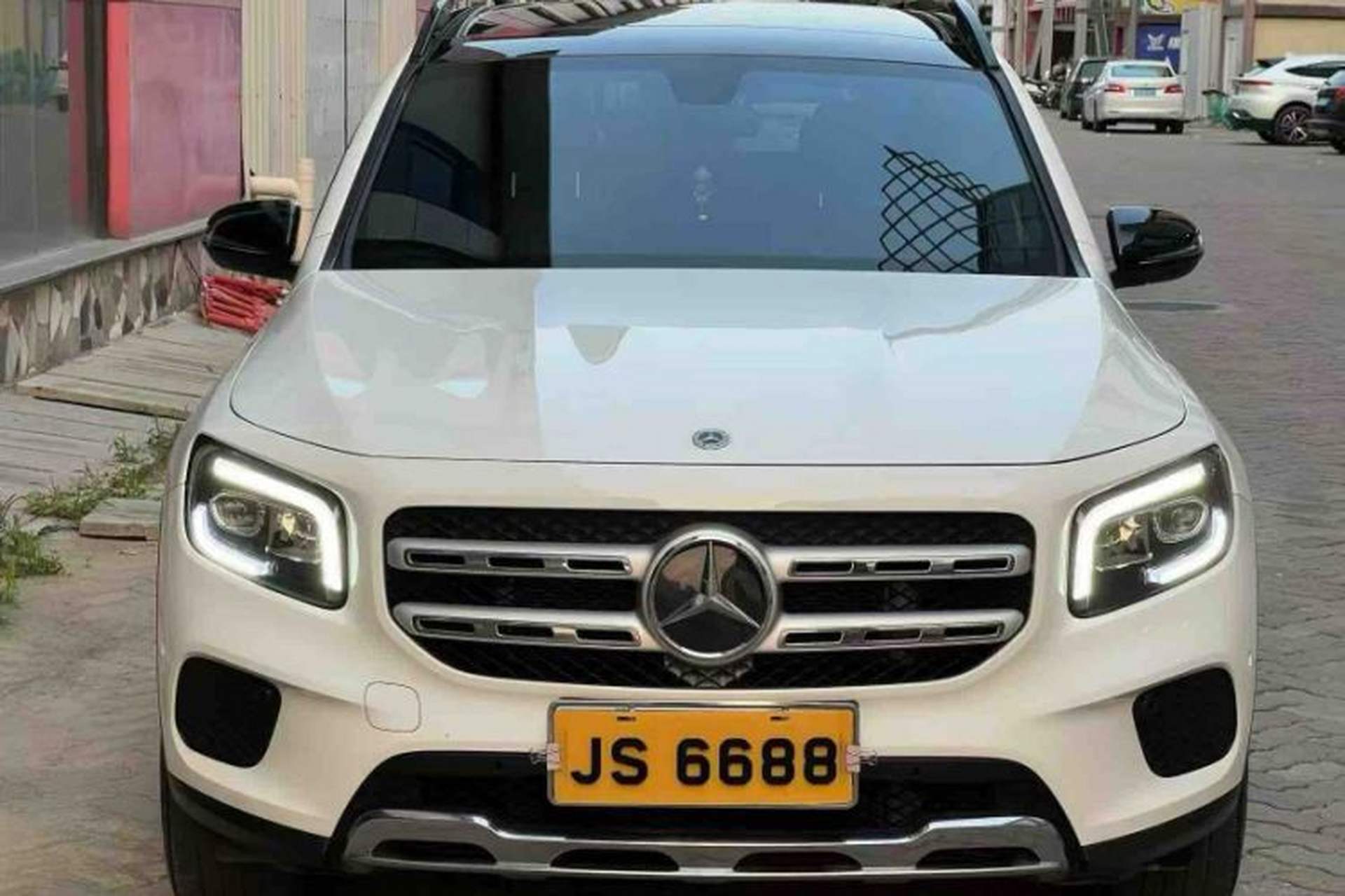 Used Mercedes-Benz GLB 2022 Refresh GLB 200 Dynamic Edition Exterior 2