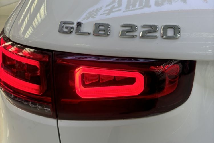 Used Mercedes-Benz GLB 2022 GLB 220 Dynamic Edition Exterior 2