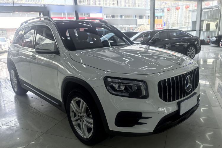 Used Mercedes-Benz GLB 2022 Second Facelift GLB 200 Dynamic Edition Exterior 2