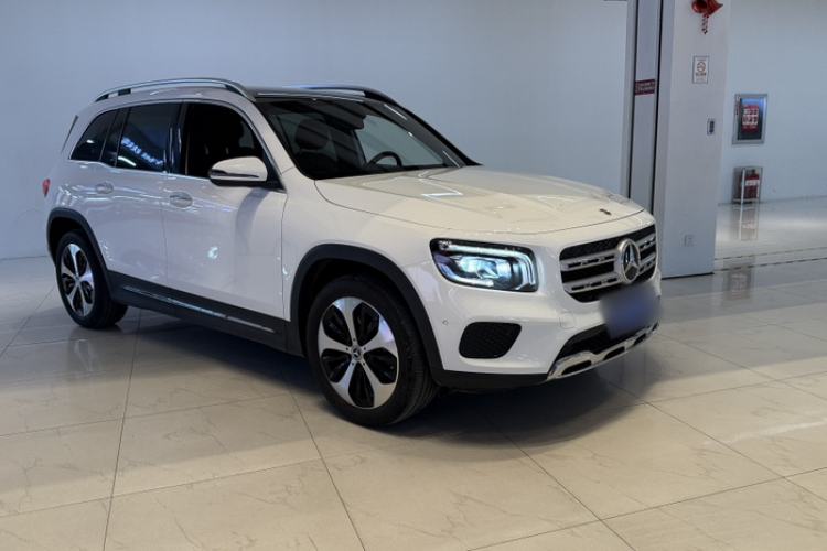 Used Mercedes-Benz GLB 2022 Updated GLB 200 Fashion Edition Exterior 3
