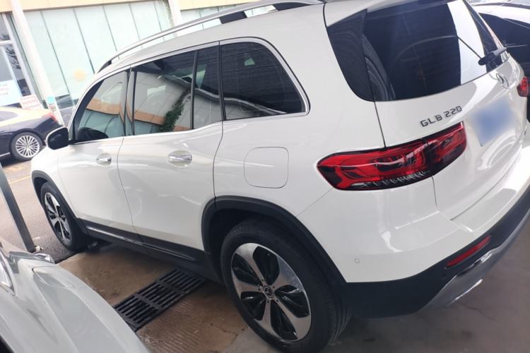 Used Mercedes-Benz GLB 2022 GLB 220 Fashion Model Exterior 3