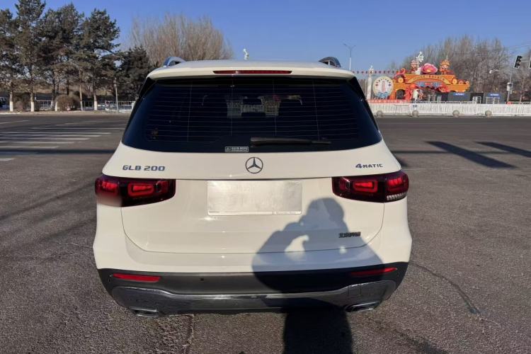 Used Mercedes-Benz GLB 2022 Updated GLB 200 Fashion Edition Exterior 4