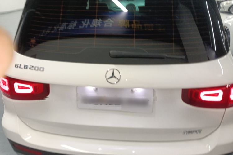 Used Mercedes-Benz GLB 2022 Second Facelift GLB 200 Dynamic Edition Exterior 4