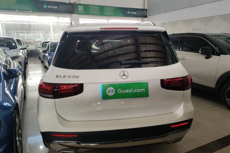 Used Mercedes-Benz GLB 2022 GLB 220 Fashion Model Exterior 4