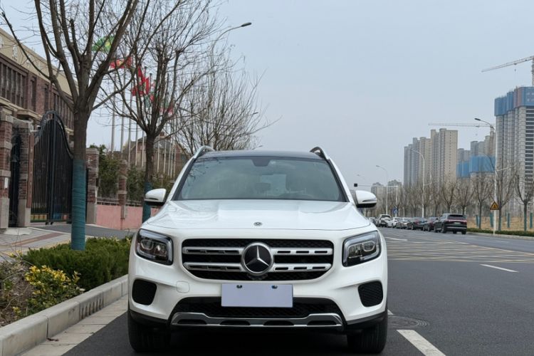 Used Mercedes-Benz GLB 2022 Second Facelift GLB 200 Dynamic Edition Exterior 5
