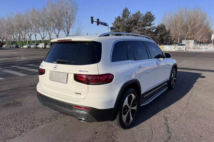 Used Mercedes-Benz GLB 2022 Updated GLB 200 Fashion Edition Exterior 5