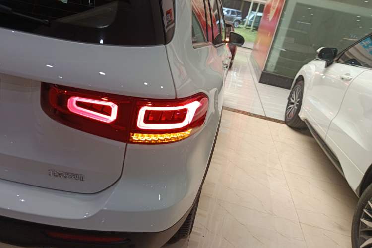 Used Mercedes-Benz GLB 2022 GLB 220 Dynamic Edition Exterior 6