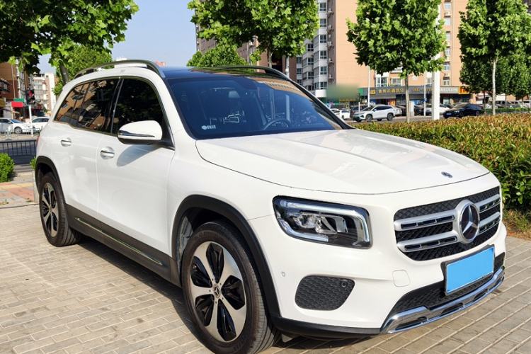 Used Mercedes-Benz GLB 2022 Updated GLB 200 Fashion Edition Exterior 7