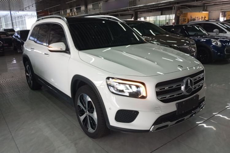 Used Mercedes-Benz GLB 2022 GLB 220 Fashion Model Front Right 45 Deg