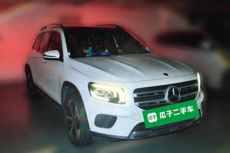 Used Mercedes-Benz GLB 2022 GLB 200 Stylish Edition Front Right 45 Deg