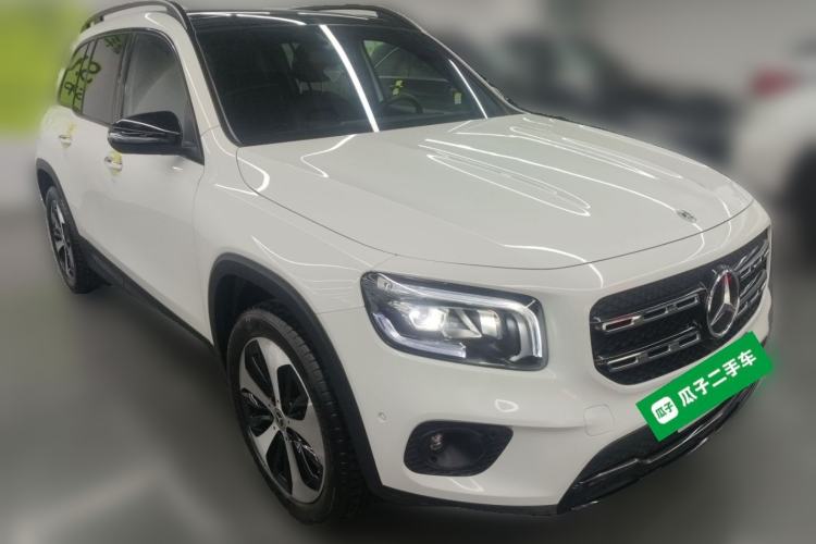 Used Mercedes-Benz GLB 2022 GLB 220 4MATIC Front Right 45 Deg