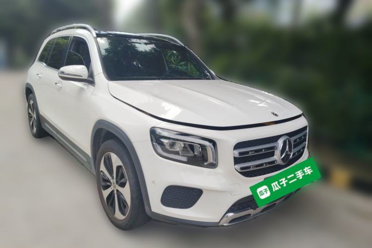 Used Mercedes-Benz GLB 2022 Updated GLB 200 Fashion Edition Front Right 45 Deg