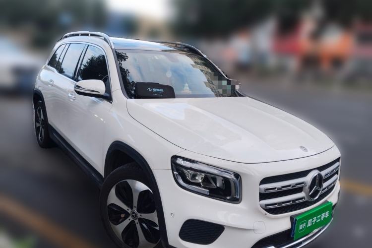 Used Mercedes-Benz GLB 2022 Updated GLB 200 Fashion Edition Front Right 45 Deg