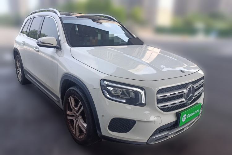 Used Mercedes-Benz GLB 2022 GLB 220 Dynamic Edition Front Right 45 Deg