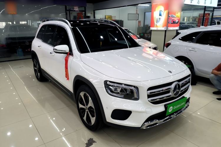 Used Mercedes-Benz GLB 2022 GLB 220 Fashion Model Front Right 45 Deg