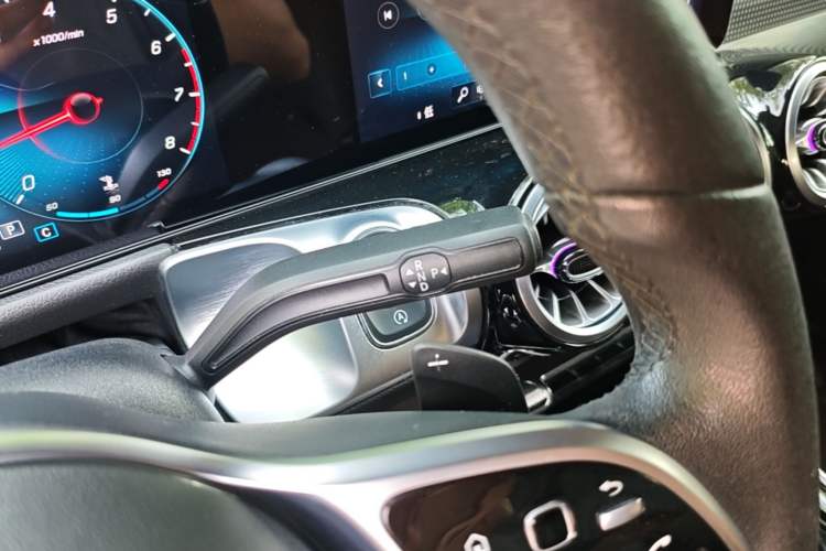 Used Mercedes-Benz GLB 2022 Refresh GLB 200 Dynamic Edition Gear Lever