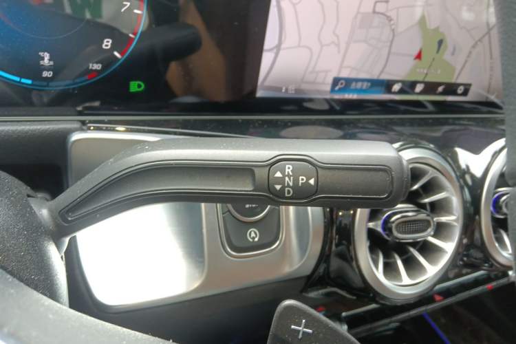Used Mercedes-Benz GLB 2022 GLB 220 Fashion Model Gear Lever