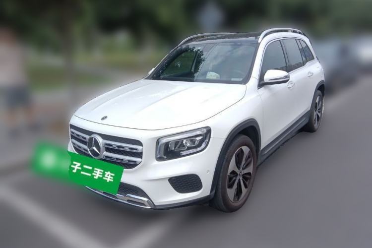 Used Mercedes-Benz GLB 2022 GLB 220 Fashion Model Guazi used car, China used car export, Used car for sale, Used Mercedes-Benz cars, Cheapest cars for sale