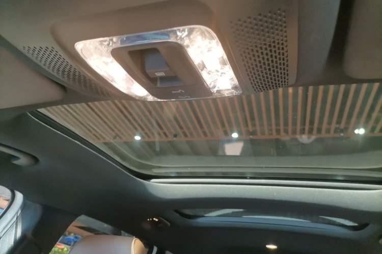 Used Mercedes-Benz GLB 2022 GLB 220 4MATIC Headliner