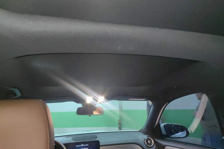 Used Mercedes-Benz GLB 2022 Second Facelift GLB 200 Dynamic Edition Headliner