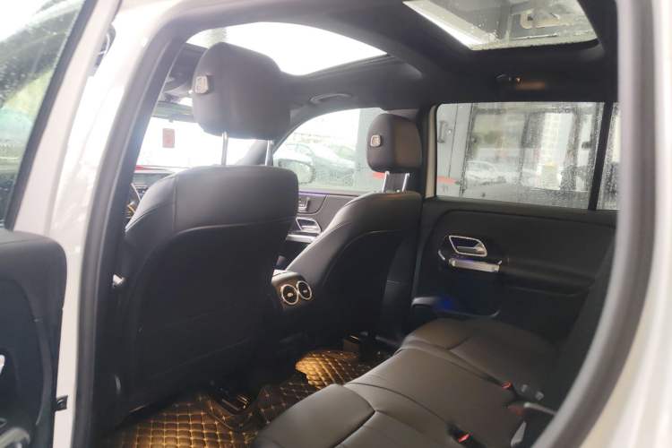 Used Mercedes-Benz GLB 2022 GLB 200 Stylish Edition Headliner