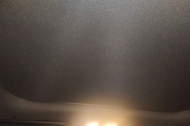 Used Mercedes-Benz GLB 2022 Second Facelift GLB 200 Fashion Edition Headliner