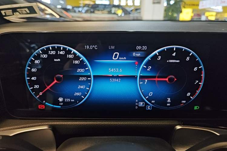 Used Mercedes-Benz GLB 2022 Updated GLB 200 Fashion Edition Instrument Cluster