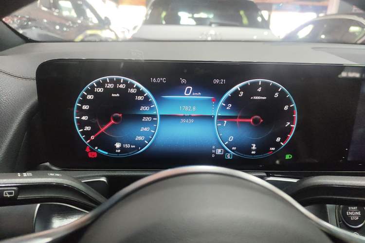 Used Mercedes-Benz GLB 2022 Second Facelift GLB 200 Fashion Edition Instrument Cluster