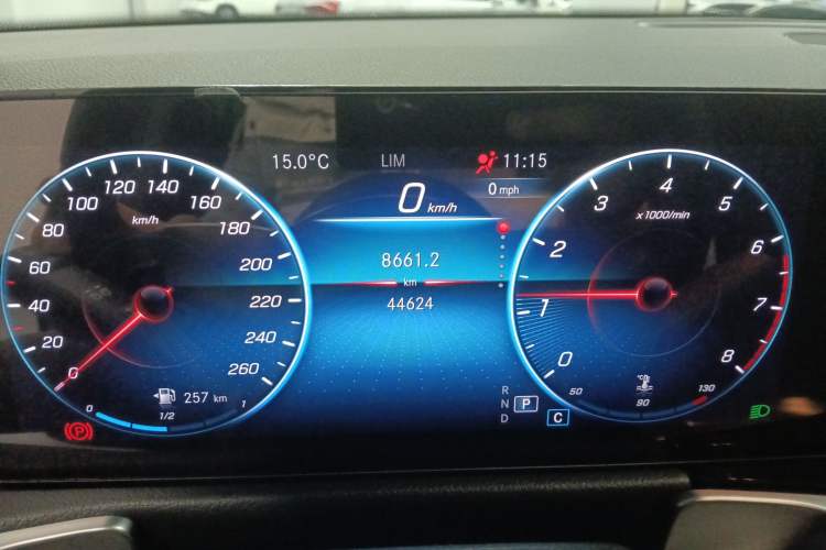 Used Mercedes-Benz GLB 2022 Second Facelift GLB 200 Dynamic Edition Instrument Cluster