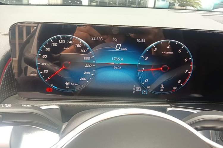 Used Mercedes-Benz GLB 2022 GLB 220 Dynamic Edition Instrument Cluster