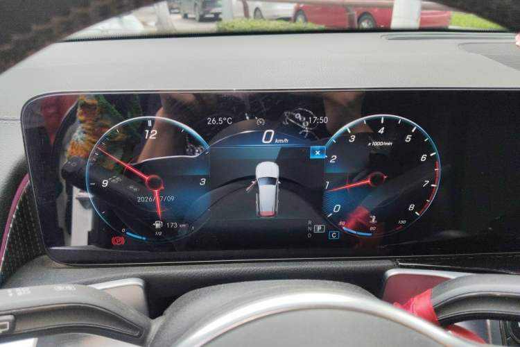 Used Mercedes-Benz GLB 2022 Updated GLB 200 Fashion Edition Instrument Cluster