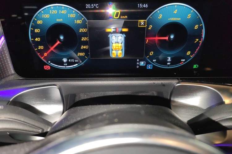 Used Mercedes-Benz GLB 2022 GLB 200 Stylish Edition Instrument Cluster