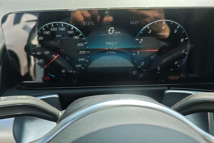 Used Mercedes-Benz GLB 2022 Second Facelift GLB 200 Dynamic Edition Instrument Cluster