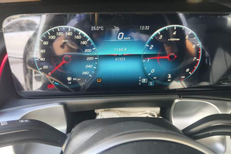 Used Mercedes-Benz GLB 2022 Second Facelift GLB 200 Fashion Edition Instrument Cluster