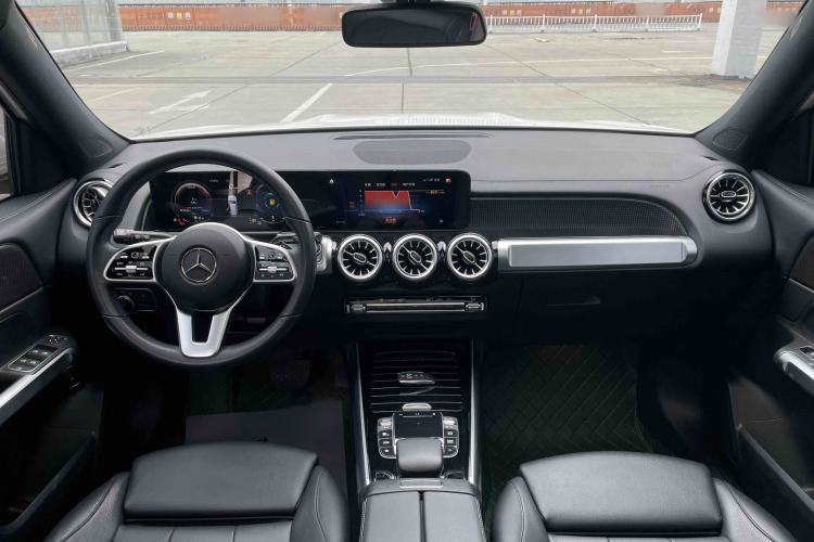 Used Mercedes-Benz GLB 2022 GLB 200 Dynamic Edition Interior 1